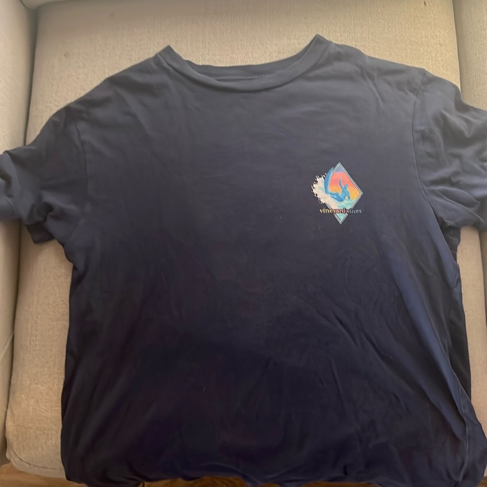 Vineyard Vines navy blue tshirt - XS